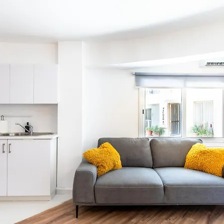 Appartamento Cozy 2-bedroom Near Finikoudes *